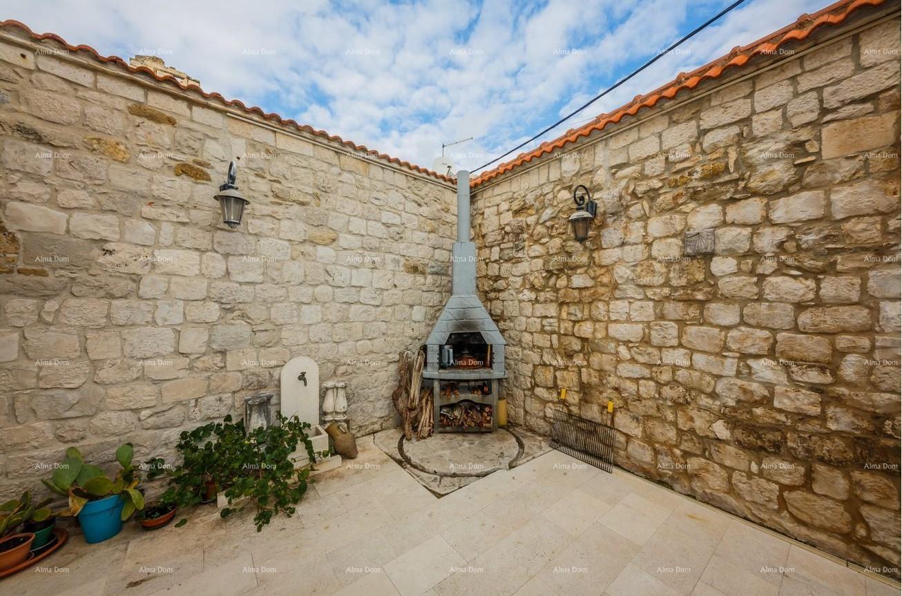 Haus Zu verkaufen - SPLITSKO-DALMATINSKA TROGIR