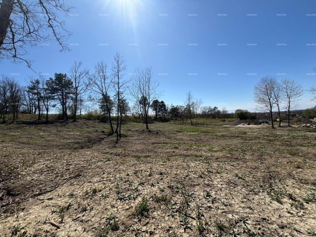 Land for sale 1666 m² – Bertoši