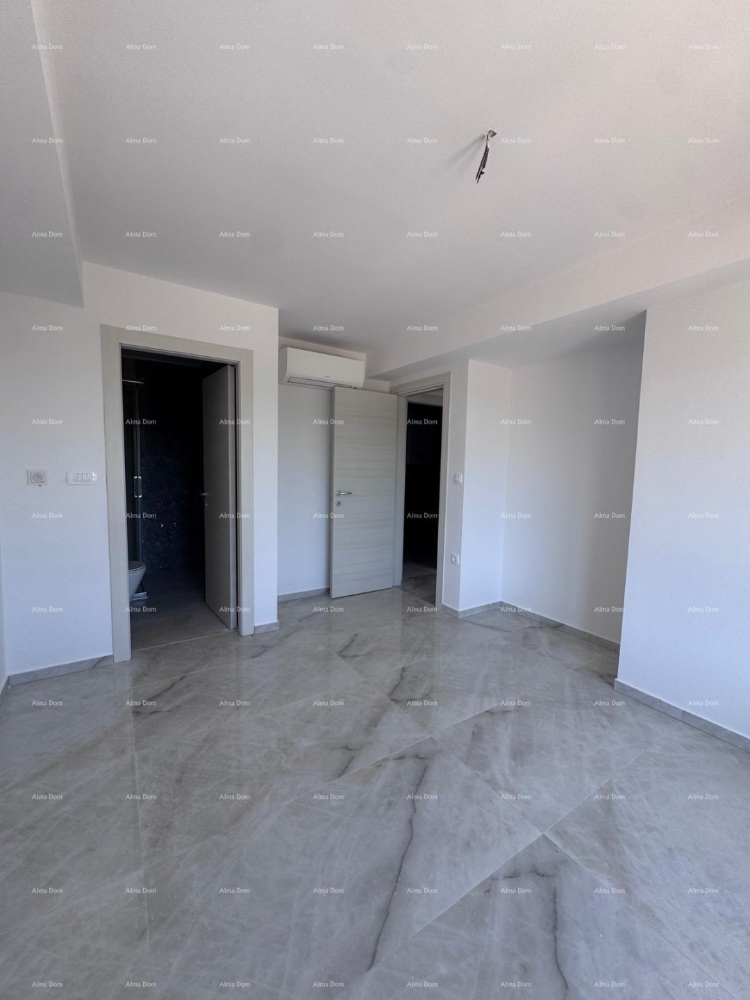 Flat For sale - ISTARSKA FAžANA