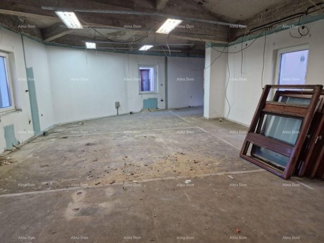 Gewerbefläche zu verkaufen 156 m² – Buje