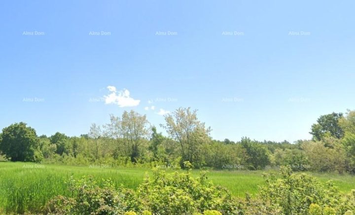 Pozemek na prodej 898 m² – Muntrilj