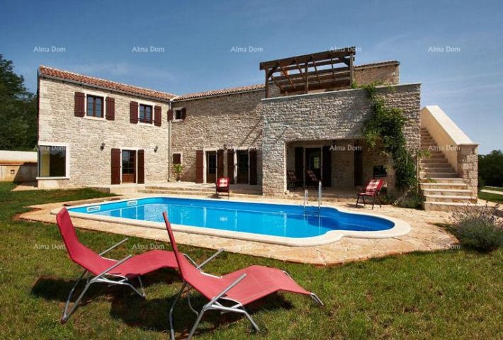 Hiša na predaj 188 m² – Kaštel