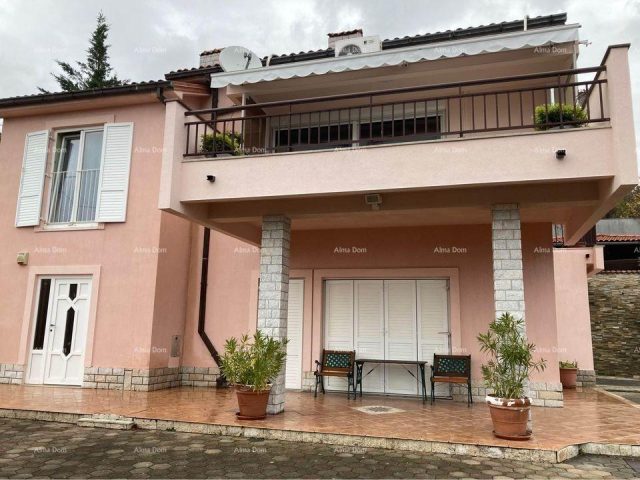 Maison à vendre 250 m² – Centar