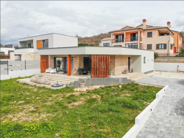 Kuća na prodaju 134 m² – Putini