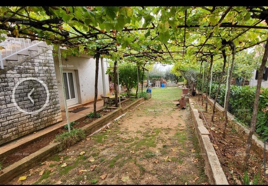 Dom Na predaj - Istarska Marčana - foto 1/6