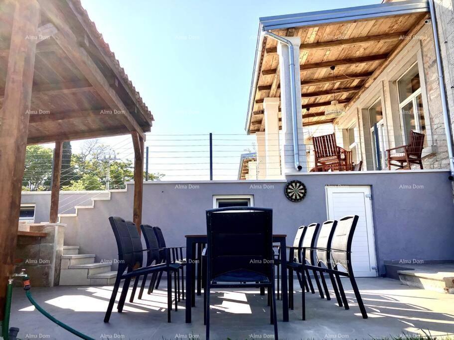 Casa In vendita - Istarska Poreč - foto 1/32