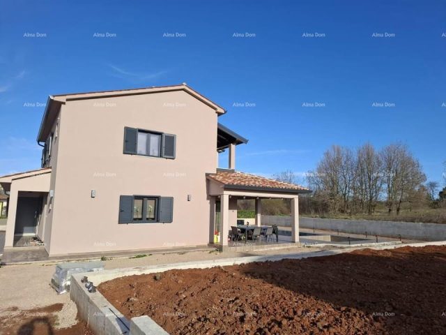 Hiša na predaj 185 m² – Labin