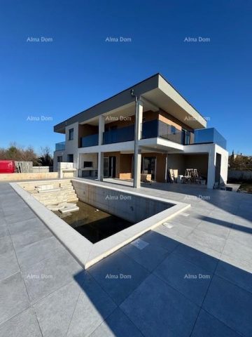 Kuća na prodaju 360 m² – Šišan