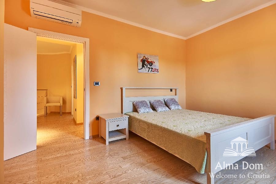 Kuća Na prodaju - ISTARSKA PULA