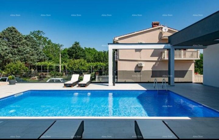 Hiša na predaj 188 m² – Labin
