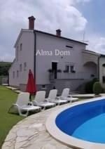 House for sale 212 m² – Veli Vrh