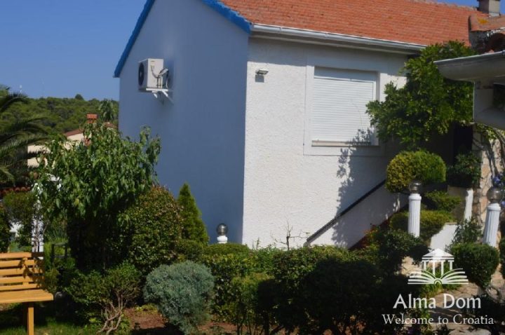 House for sale 350 m² – Banjole