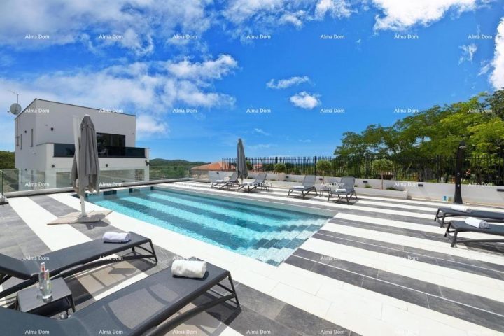 Dom na predaj 203 m² – Poreč