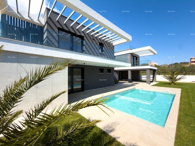 House for sale 332 m² – Pomer
