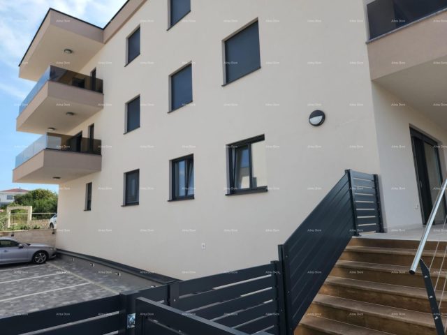 Stan na prodaju 105 m² – Banjole