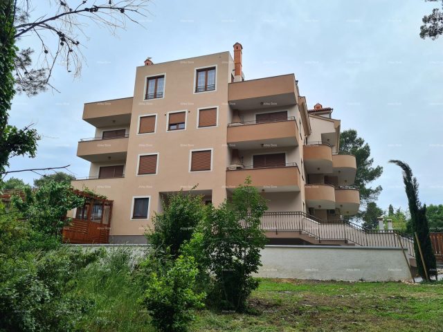 Stan na prodaju 304 m² – Premantura