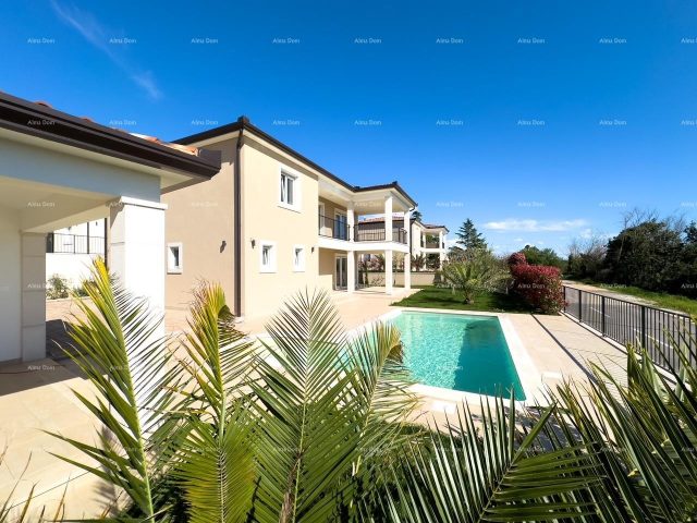 Kuća na prodaju 220 m² – Crveni Vrh