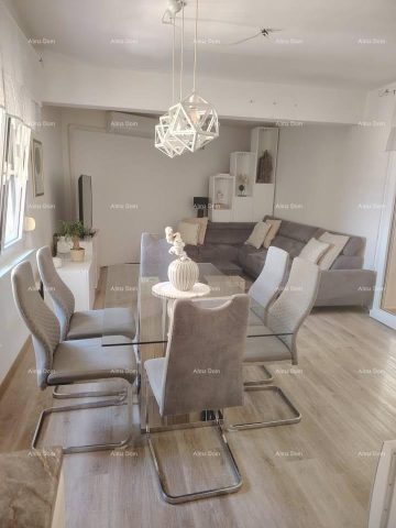 Flat for sale 96 m² – Centar