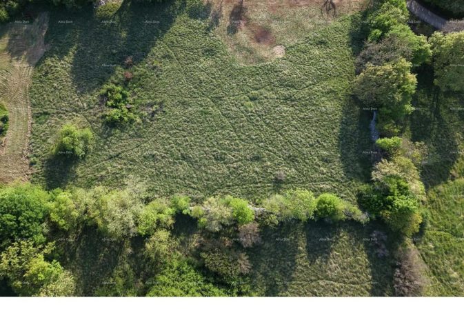 Land for sale 1018 m² – Labin
