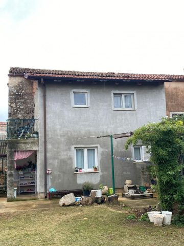 Haus zu verkaufen 140 m² – Škatari
