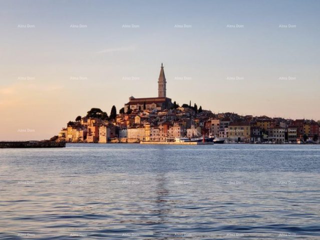 Dům na prodej 500 m² – Rovinj