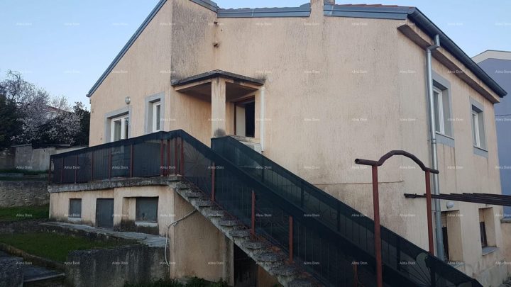 House for sale 140 m² – Centar