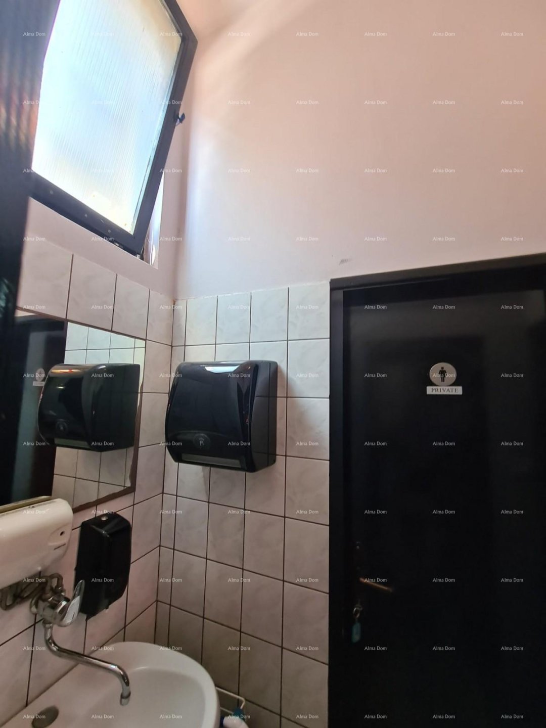 Poslovni prostori Naprodaj - ISTARSKA Pula