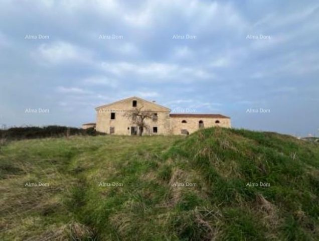 House for sale 750 m² – Centar