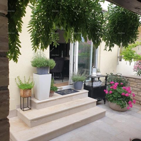 Flat For sale NOVIGRAD