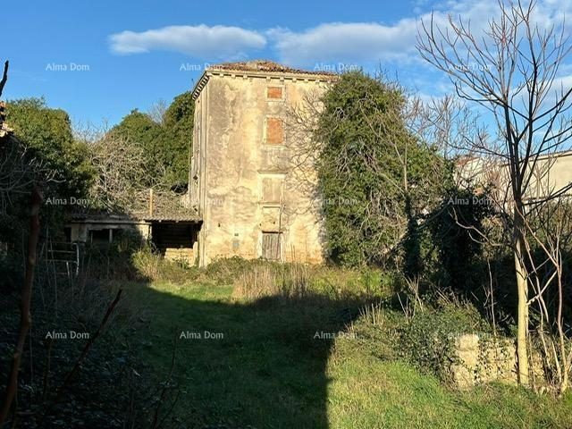 Kuća na prodaju 1 m² – Centar