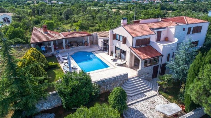 Haus zu verkaufen 350 m² – Rabac
