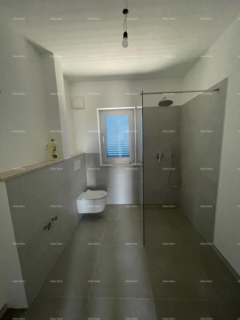 Hiša Na predaj - ISTARSKA UMAG
