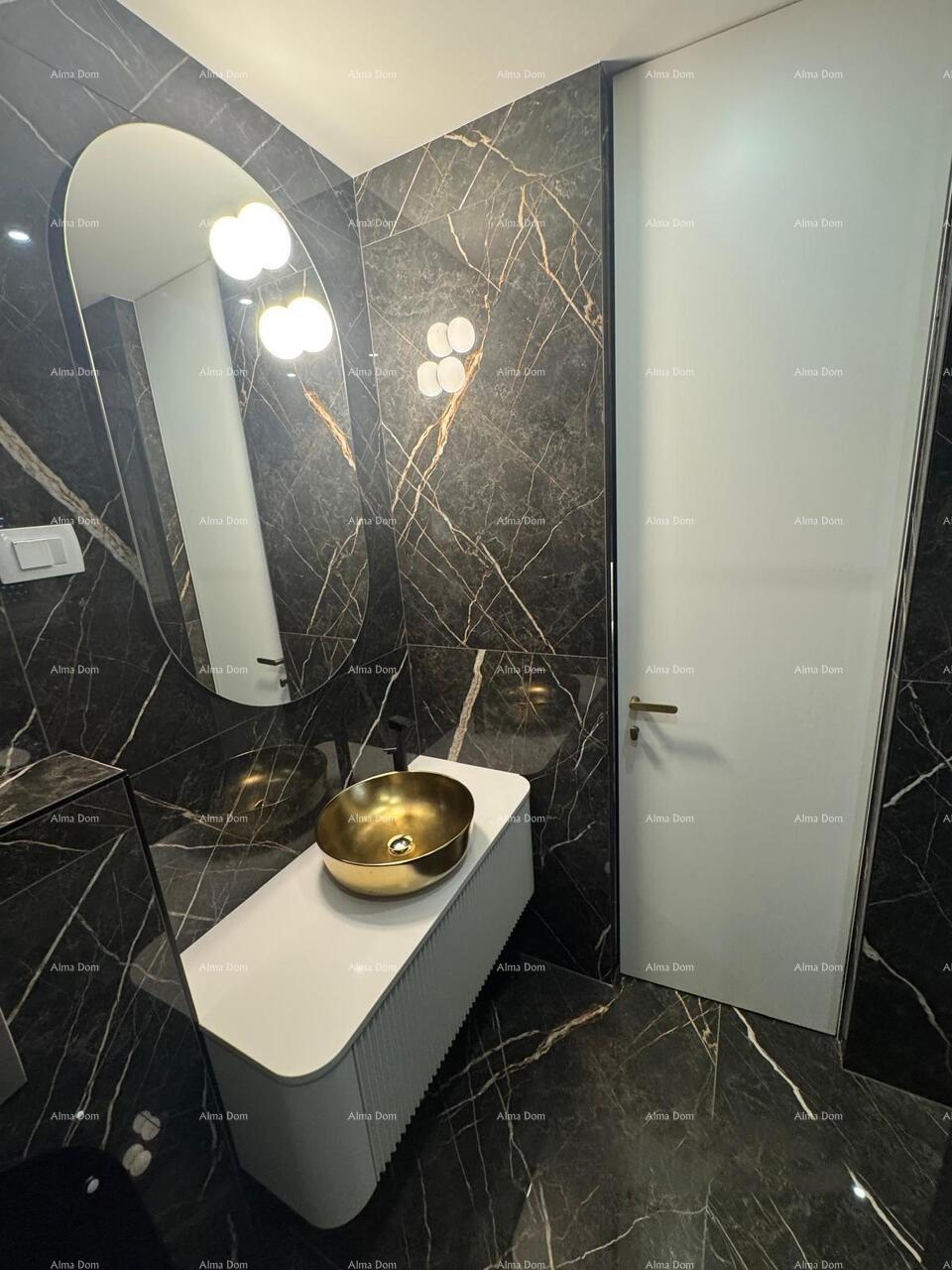Flat For sale - ISTARSKA NOVIGRAD
