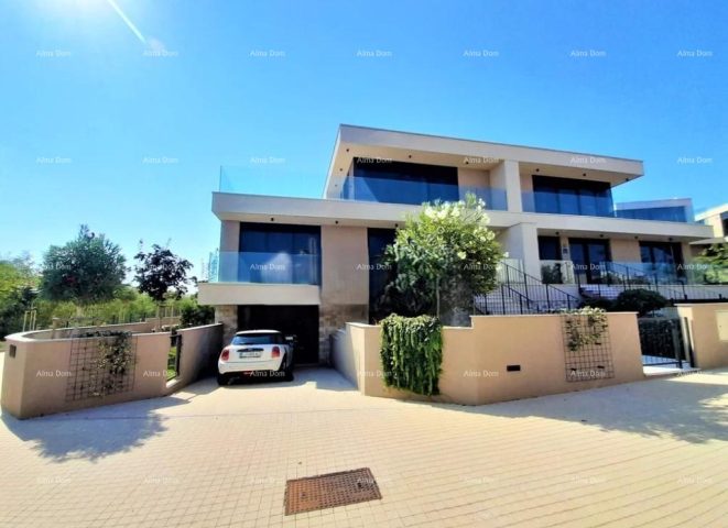 Casa in vendita 280 m² – Umag