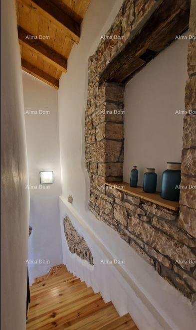 Casa In vendita - SPLITSKO-DALMATINSKA LOVREć