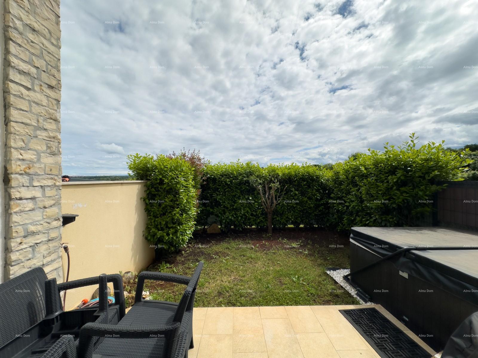 House For sale - ISTARSKA NOVIGRAD