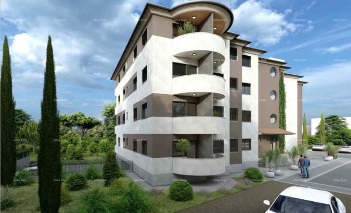 Stan na prodaju 94 m² – Centar