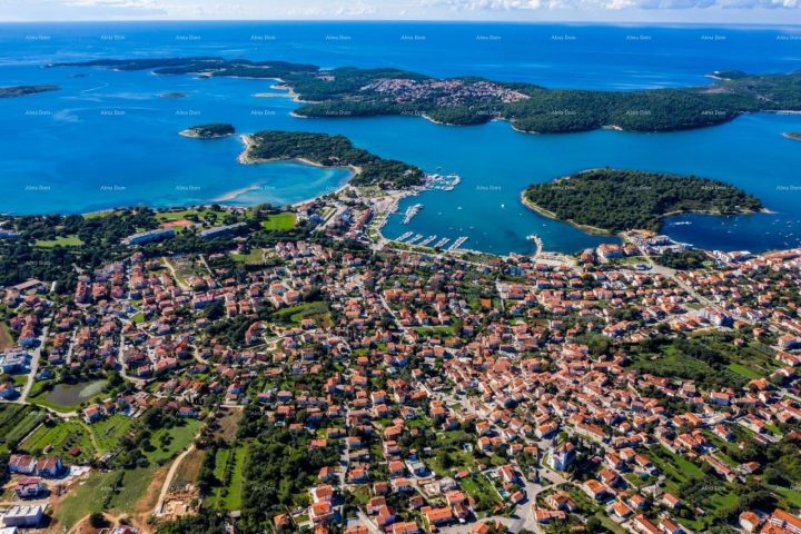 Land for sale 2349 m² – Medulin