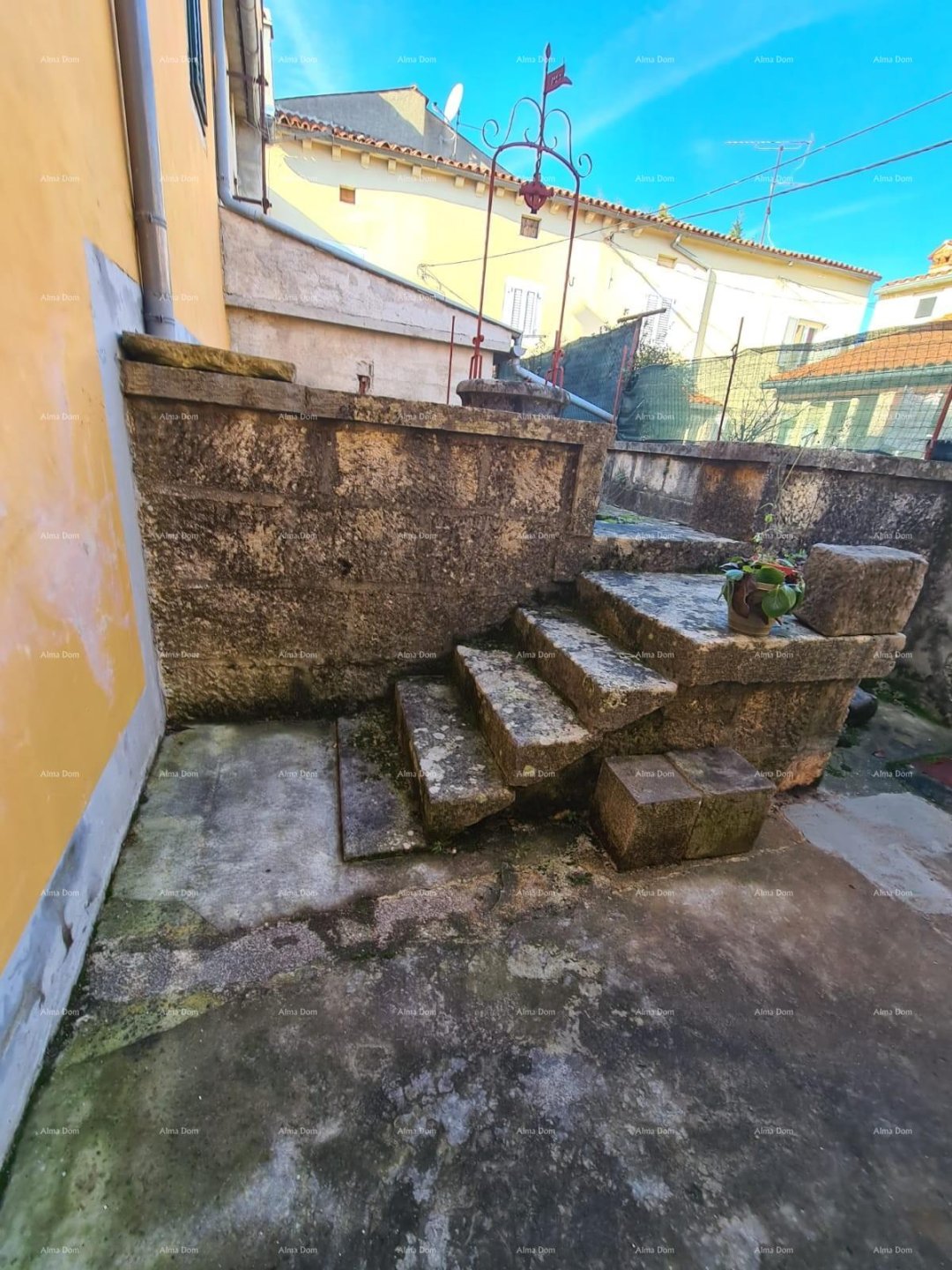 Haus Zu verkaufen - ISTARSKA MARčANA