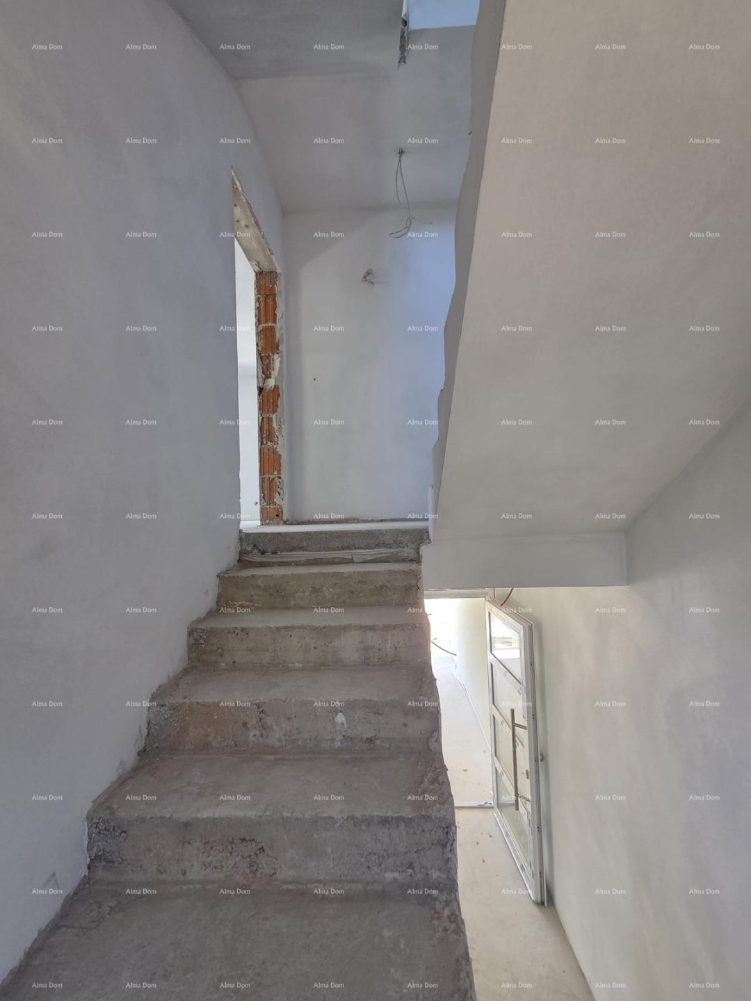 Apartma Naprodaj - ISTARSKA Pula