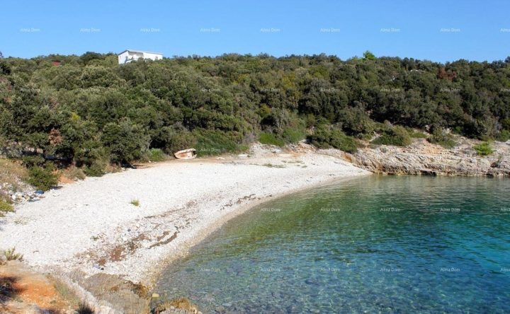 Pozemek na prodej 620 m² – Peruški