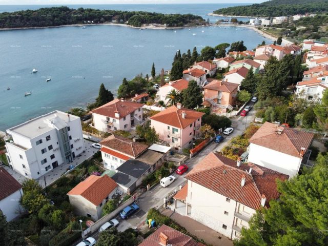 Dom na predaj 535 m² – Stoja