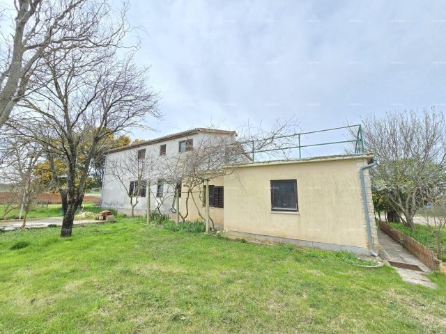 House for sale 370 m² – Centar