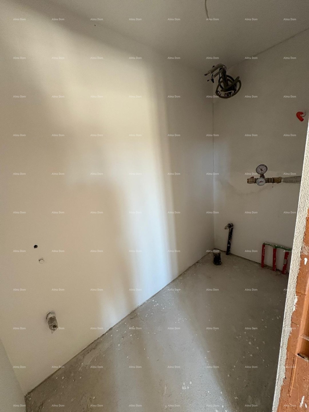 Haus Zu verkaufen - ISTARSKA Bale