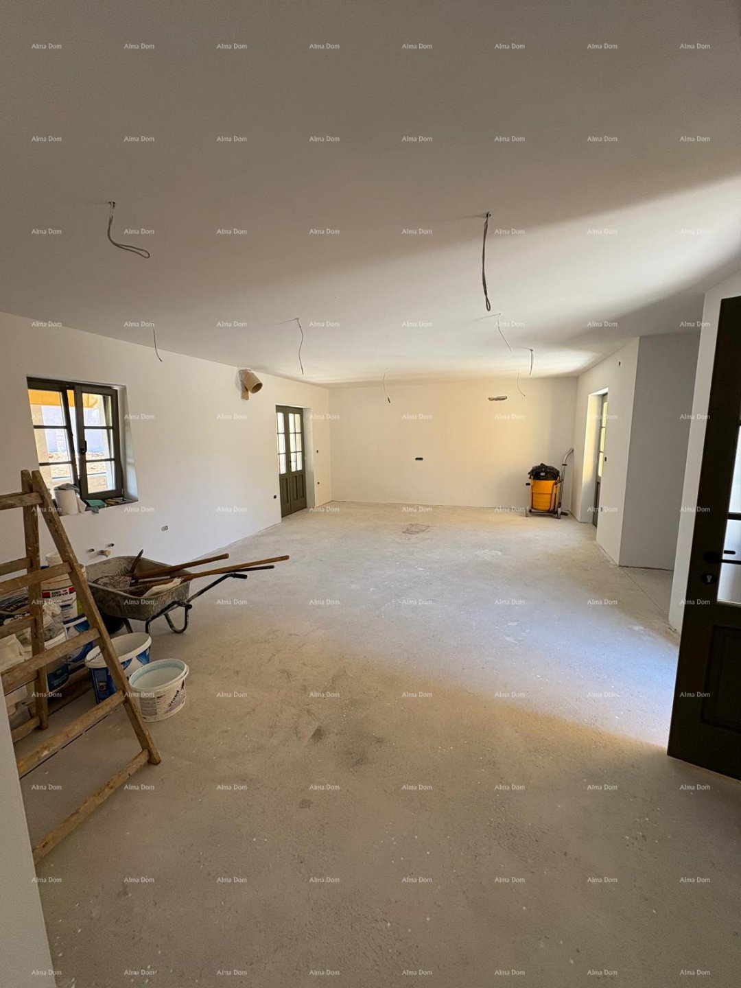 Haus Zu verkaufen - ISTARSKA Bale