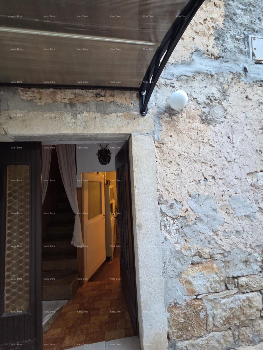Haus Zu verkaufen - ISTARSKA Bale