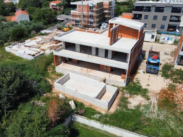 Dom na sprzedaż 306 m² – Poreč