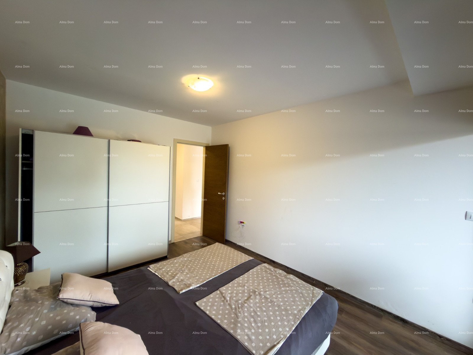 Apartma Naprodaj - ISTARSKA Poreč