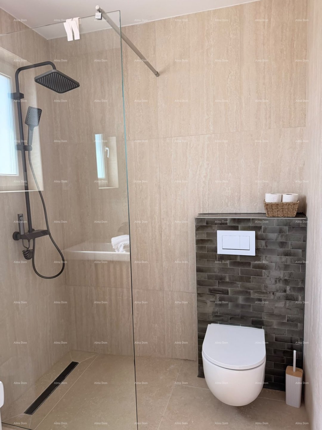 Flat For sale - ISTARSKA Tar-Vabriga