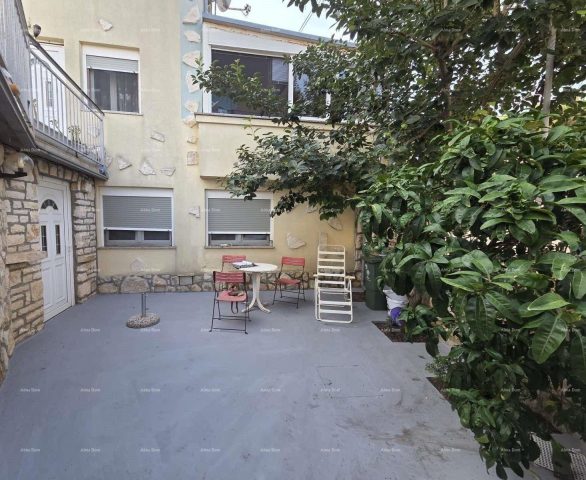 Kuća na prodaju 168 m² – Ližnjan